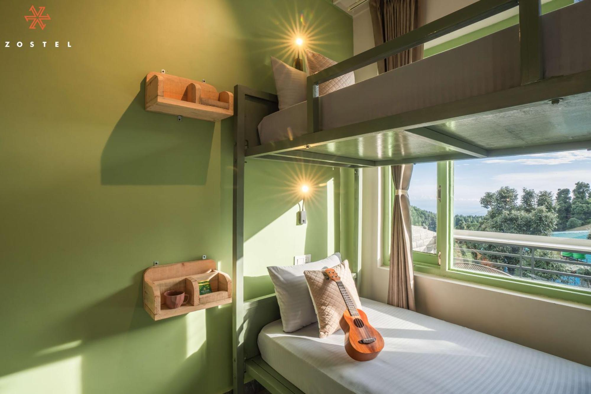 Zostel Dharamkot Hostel McLeod Ganj Buitenkant foto