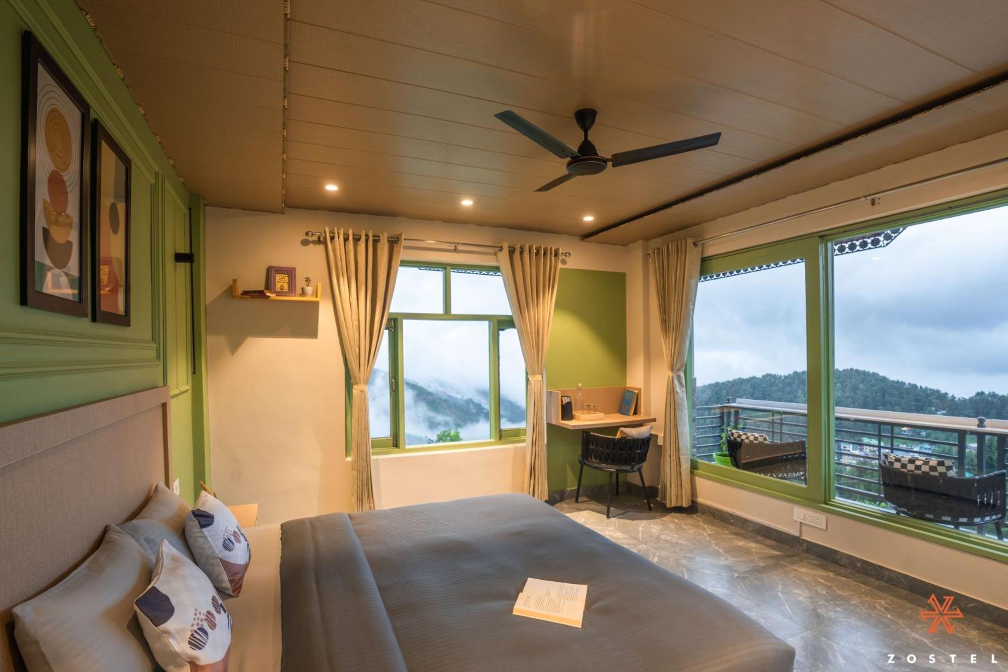 Zostel Dharamkot Hostel McLeod Ganj Buitenkant foto